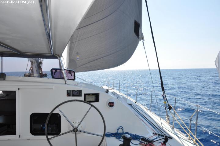 OUTREMER 64 LIGHT