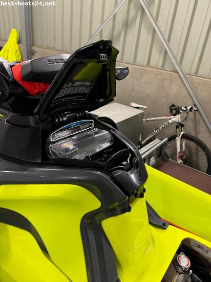 SEA DOO RXT-X 300